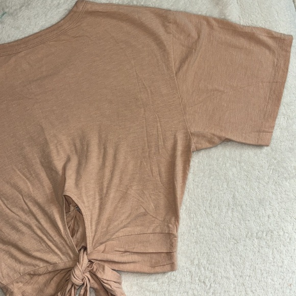 NWT Aerie Cropped Wrapback T-Shirt - Picture 8 of 11
